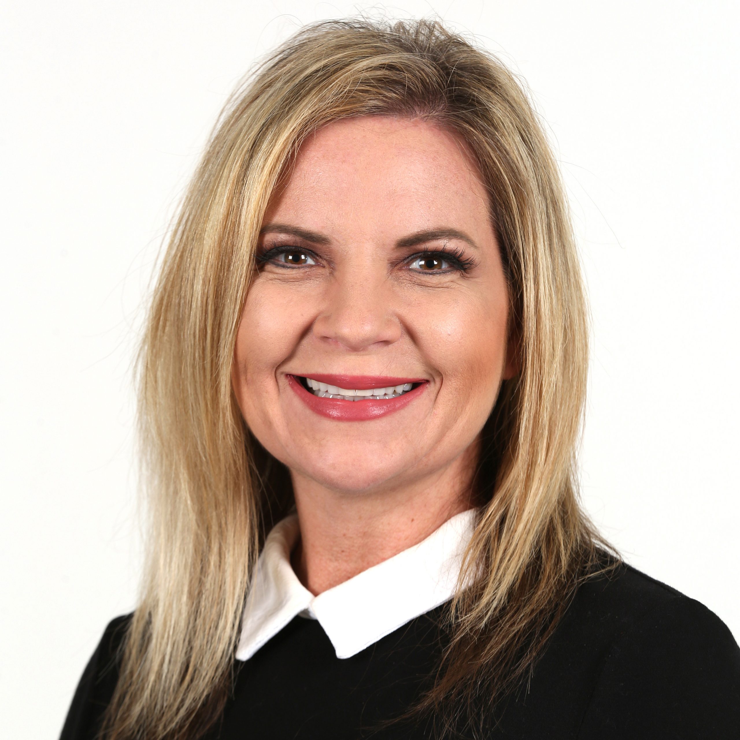 Michelle-Inskeep-head-shoulders-web-scaled